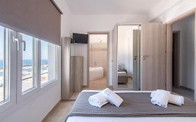 Ormos Naoussa'S Suite
